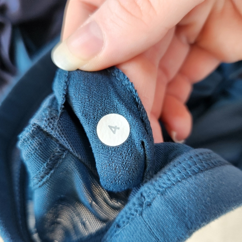 Lululemon The Oneness Tank + Sports Bra - Size 4 - Picture 6 of 9